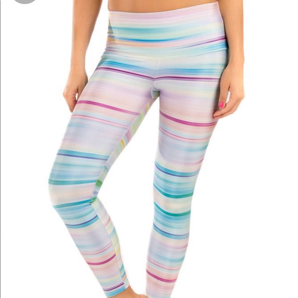Noli Yoga Summer Stripe Legging 💖 Rare Print!